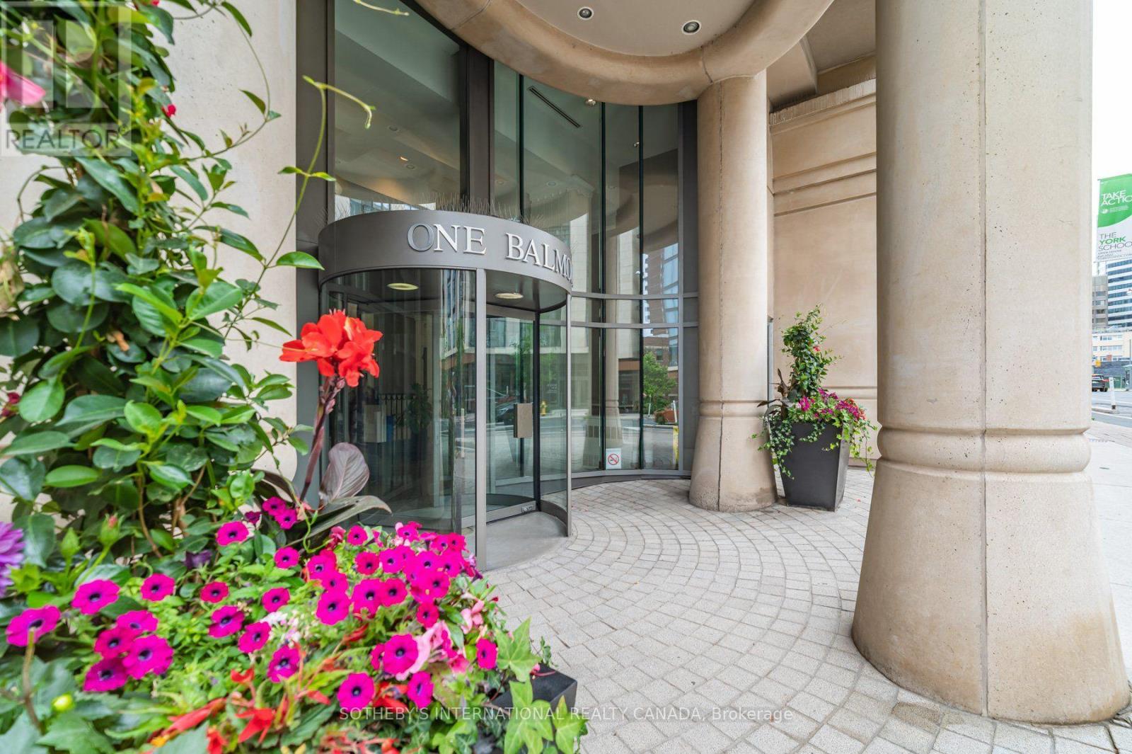 201 - 1 BALMORAL AVENUE, Toronto (Yonge-St. Clair)