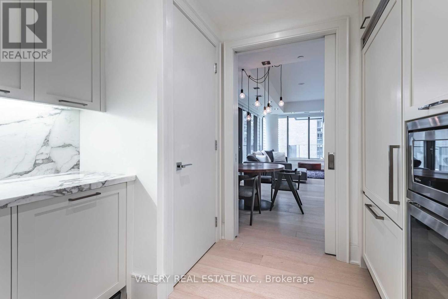 602 - 77 CHARLES STREET W, Toronto (Bay Street Corridor) — photo 6