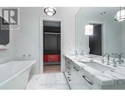 602 - 77 Charles Street W, Toronto, ON M5S0B2 Photo 14