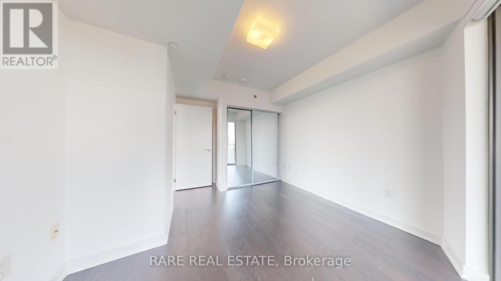 3805 - 11 WELLESLEY STREET W, Toronto (Bay Street Corridor) — photo 8