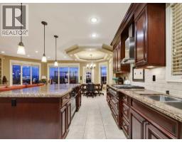 4pc Bathroom - 3221 77 Street Sw, Calgary, AB T3H5M1 Photo 22