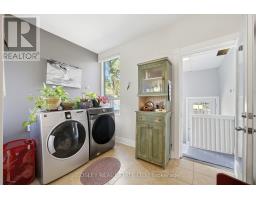 45 Alton Avenue, Toronto, ON M4L2M3 Photo 13