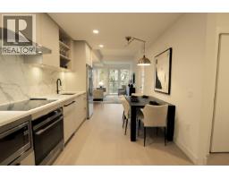 358 422 E 3rd Street, North Vancouver, BC V7L0K1 Photo 9