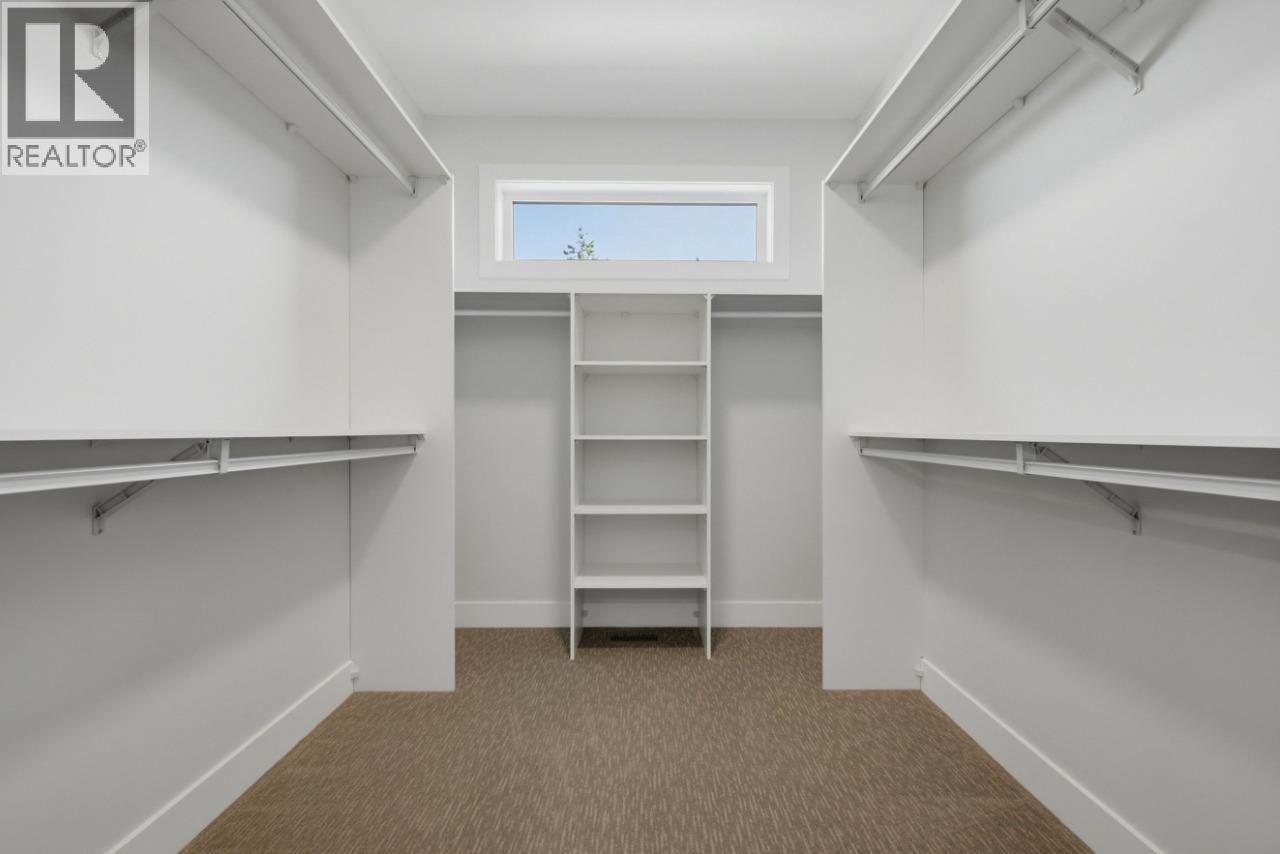 2083 Cortina Drive, Kelowna