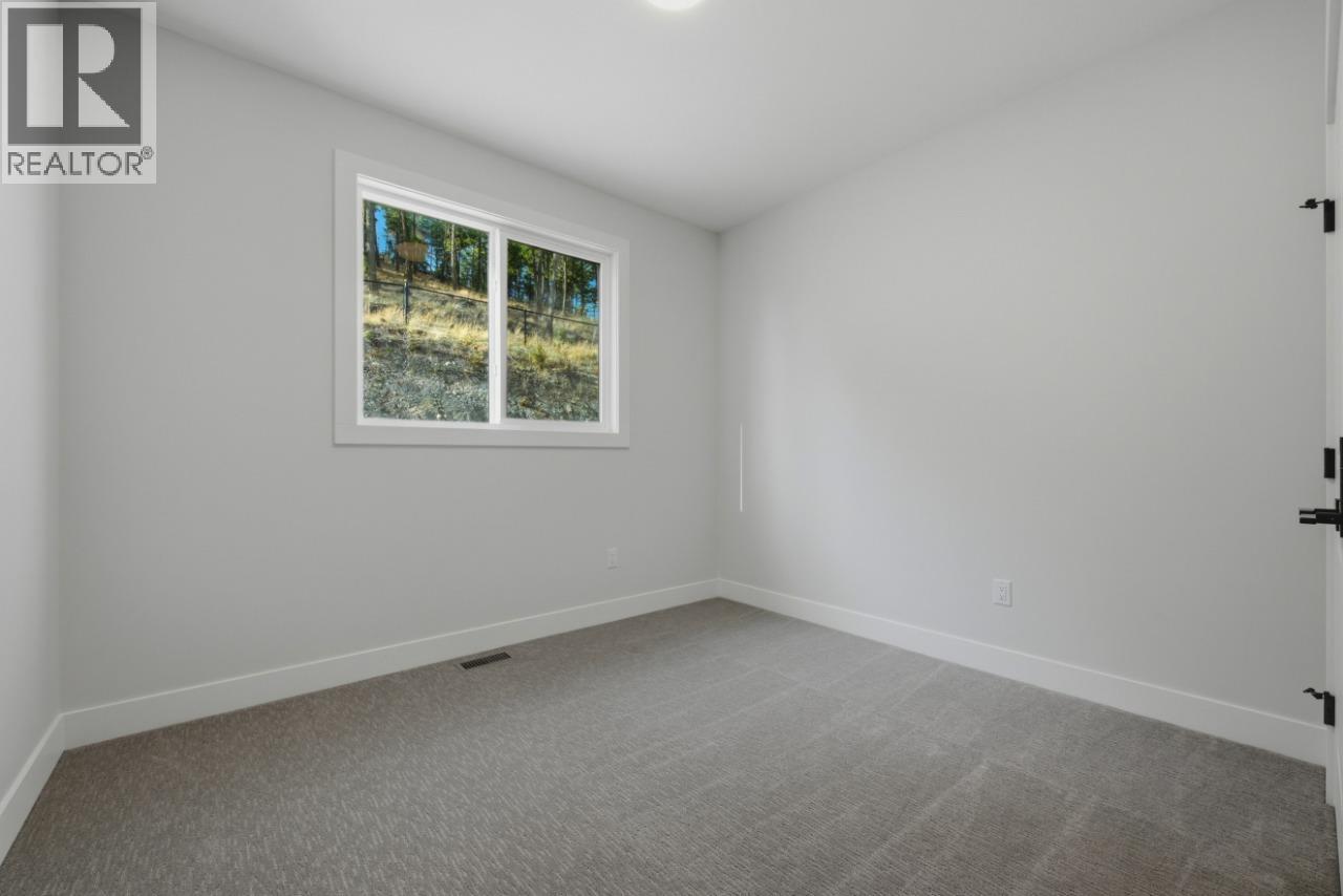 2083 Cortina Drive, Kelowna