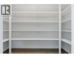 2083 Cortina Drive, Kelowna, BC V1P1V1 Photo 28