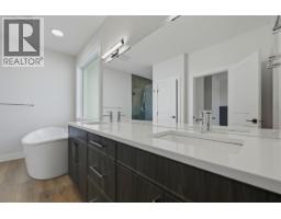 2083 Cortina Drive, Kelowna, BC V1P1V1 Photo 37