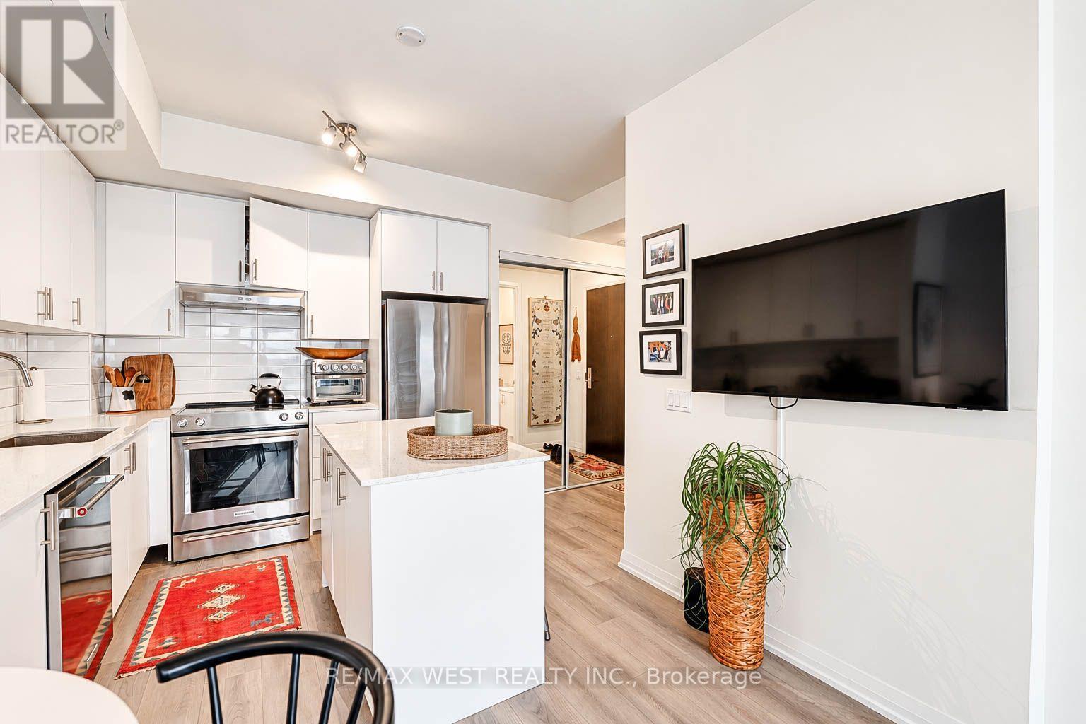1019 - 9000 JANE STREET, Vaughan (Vellore Village) — photo 8