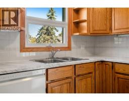 Recreational, Games room - 223 Allison Street, Acme, AB T0M0A0 Photo 13