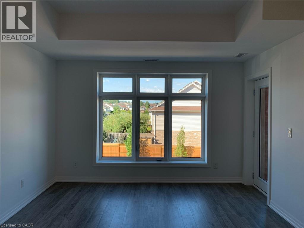 195 COMMONWEALTH Street Unit# 209, Kitchener — photo 4