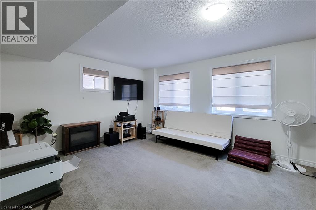 23 Curran Road — photo 42