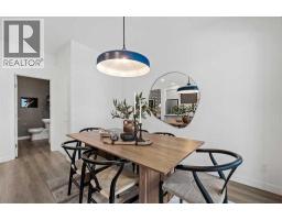 132 Quesnay Wood Link Sw, Calgary, AB T3E8H6 Photo 12