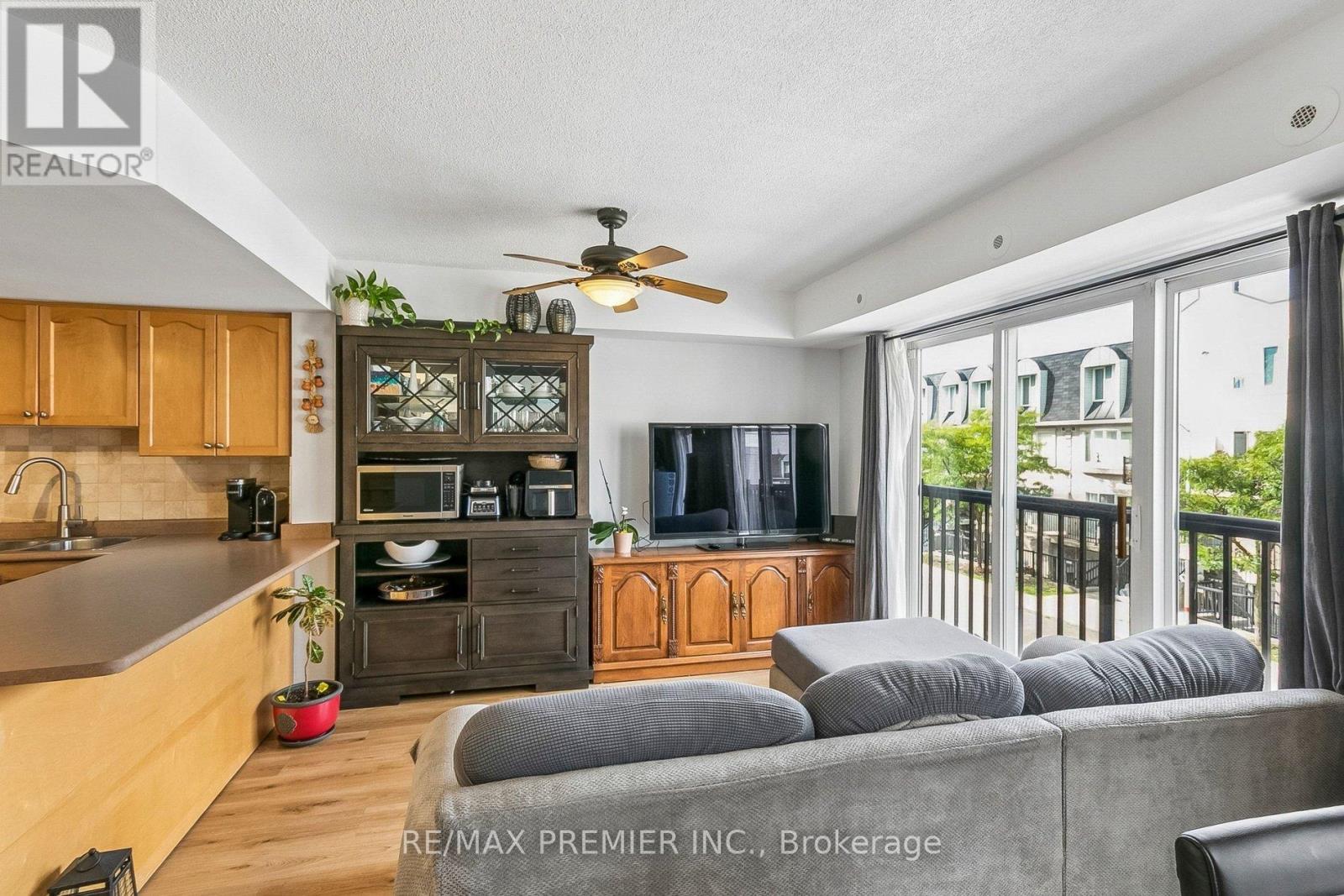 #2152 105 GEORGE APPLETON WAY - 8