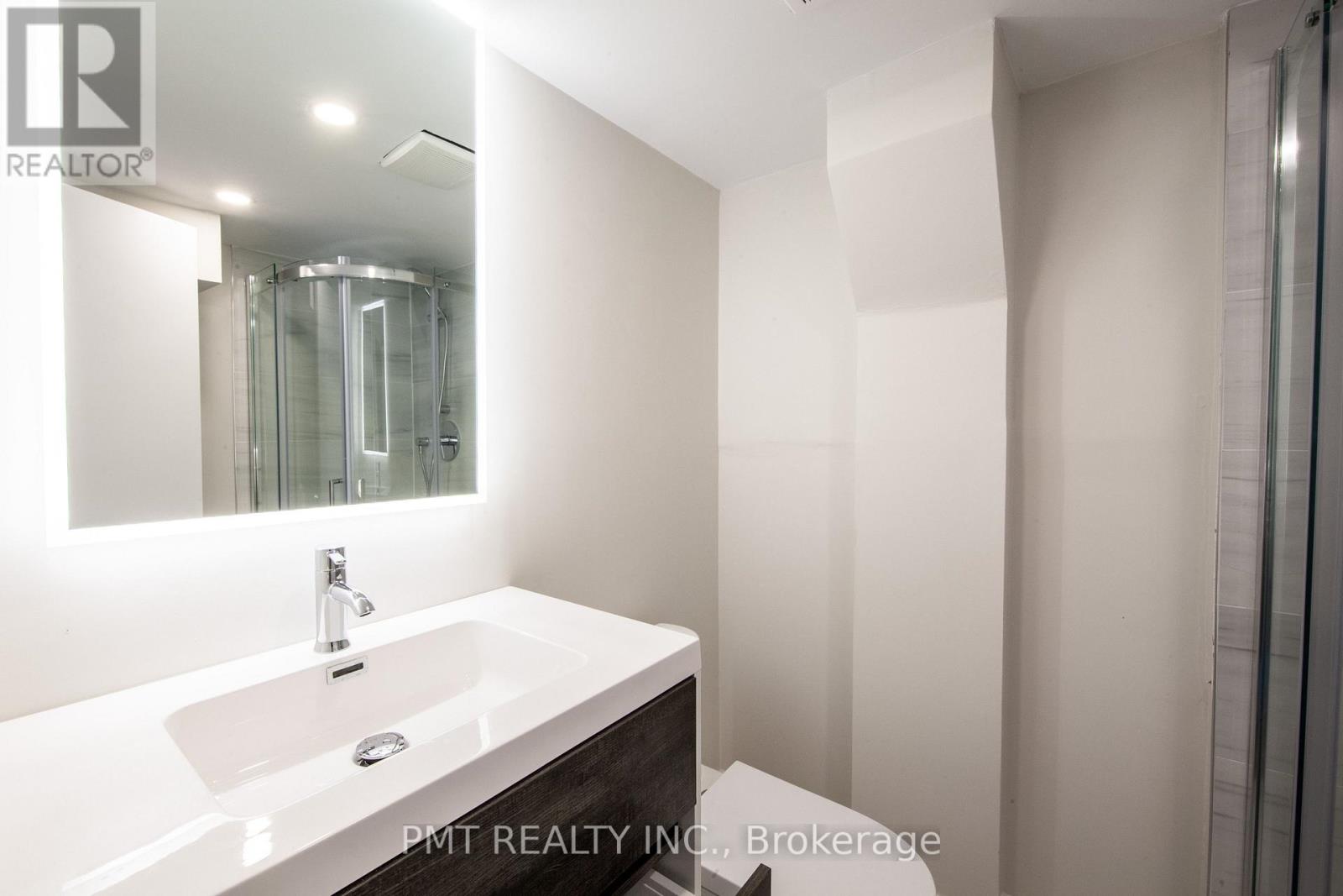 BASEMENT - 34 ROBINDALE AVENUE, Toronto (Alderwood) — photo 7