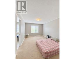 91 Huguenot Road, Oakville, ON L6H0M3 Photo 6