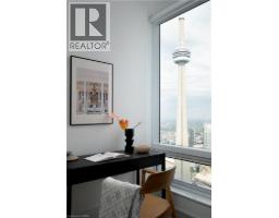 10 York Street Unit# 6210, Toronto, ON M5J2L9 Photo 37
