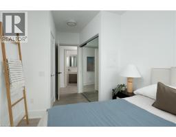 10 York Street Unit# 6210, Toronto, ON M5J2L9 Photo 30