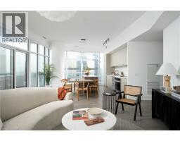 10 York Street Unit# 6210, Toronto, ON M5J2L9 Photo 12