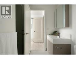 10 York Street Unit# 6210, Toronto, ON M5J2L9 Photo 34