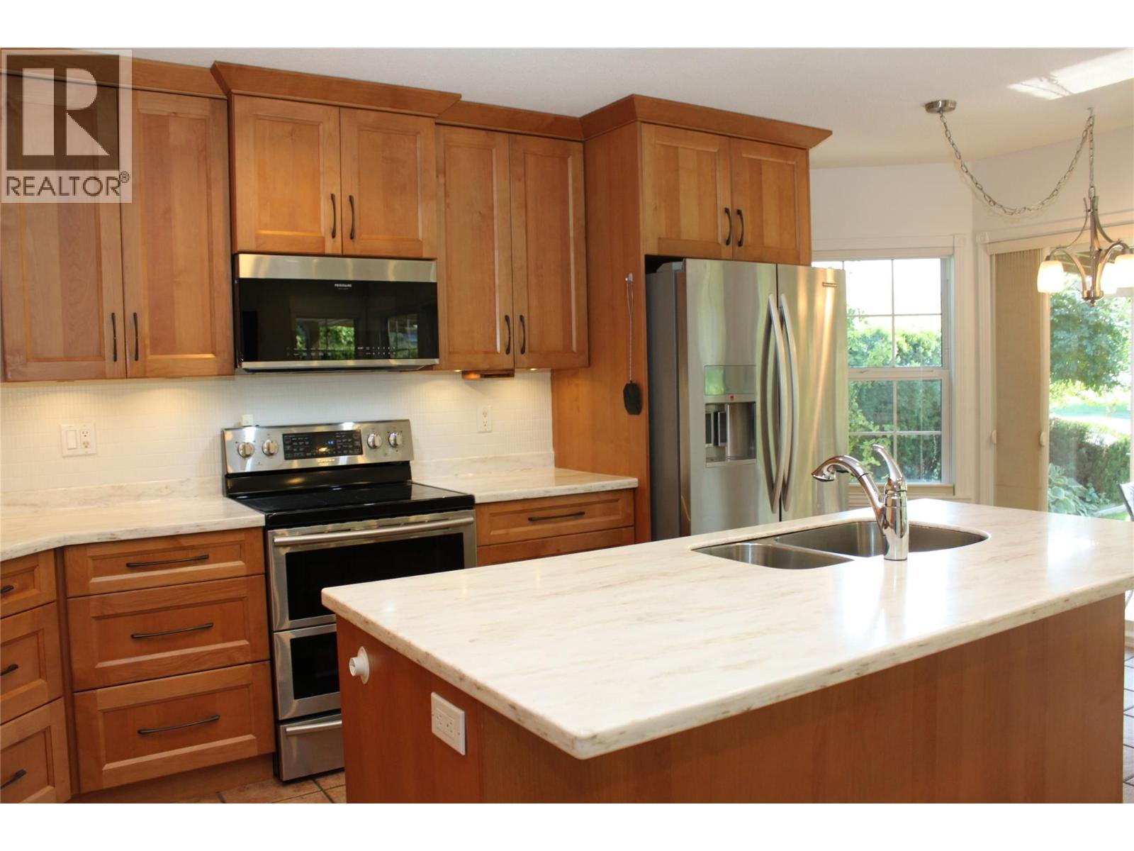 #110 801 Comox Street - Image 12
