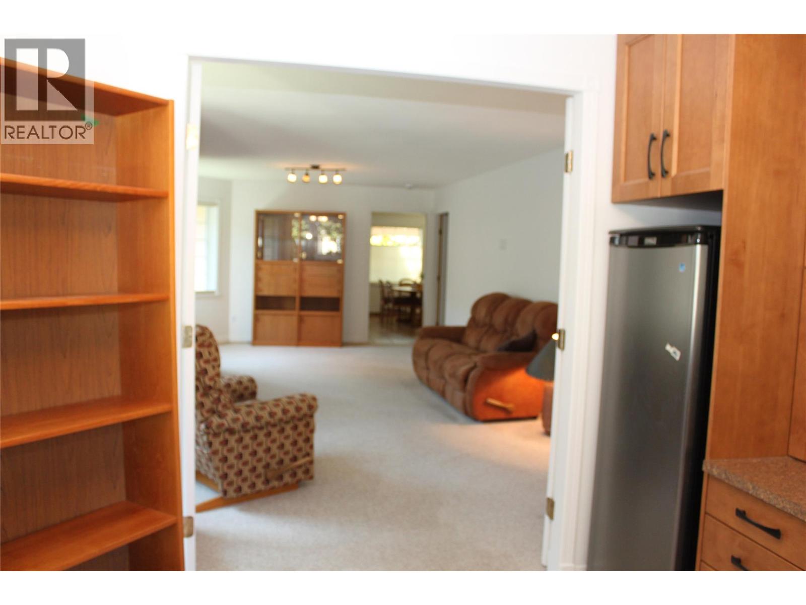 #110 801 Comox Street - 17