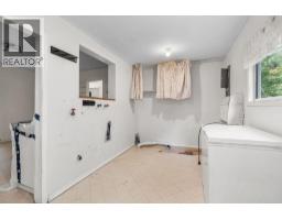 309 1st Avenue Nw, Nakusp, BC V0G1R0 Photo 15