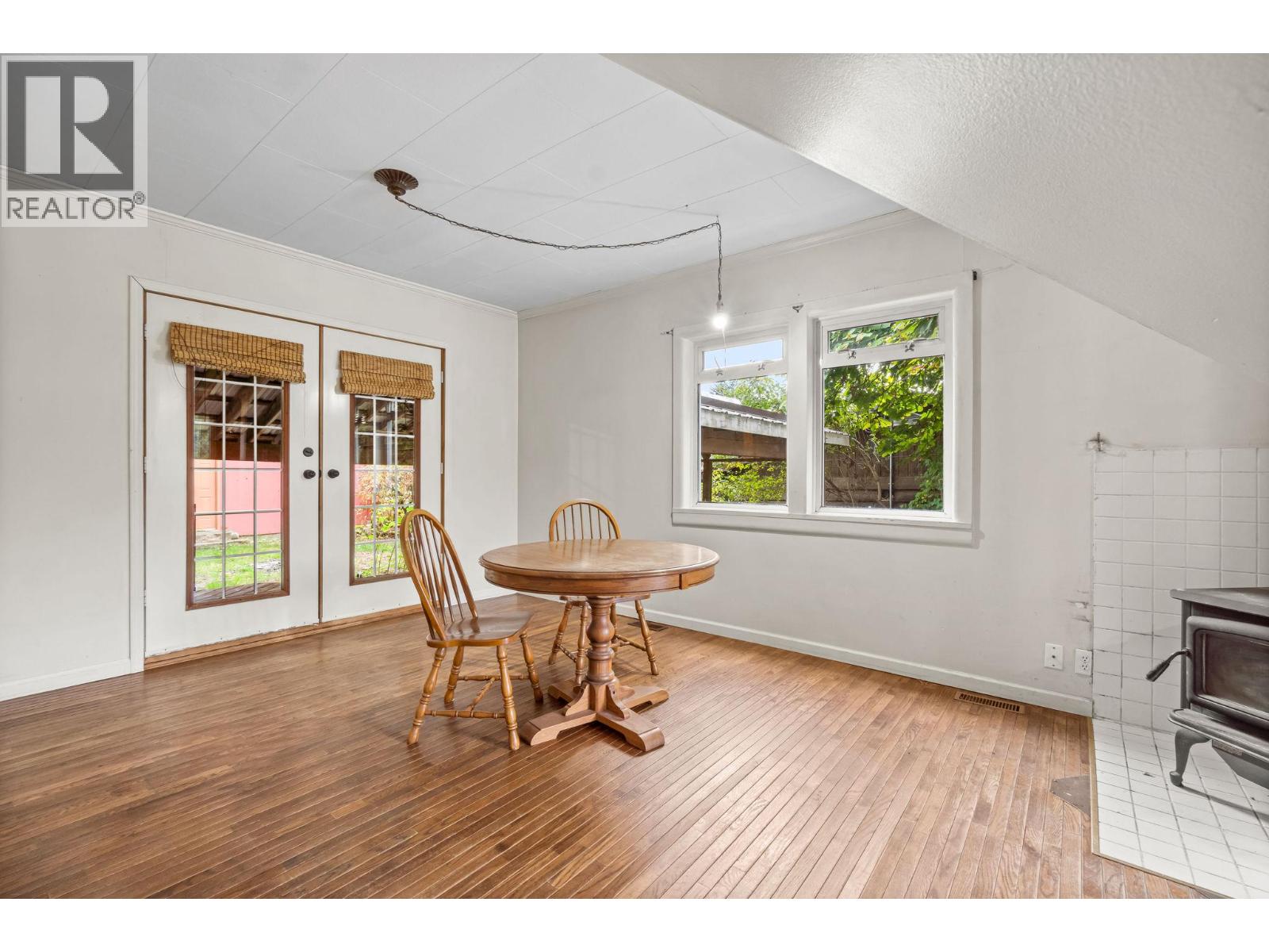 309 1st Avenue NW - 11