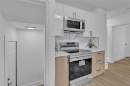 Recreation room - 419 Mountain Avenue, Winnipeg, MB R2W1K5 Photo 8