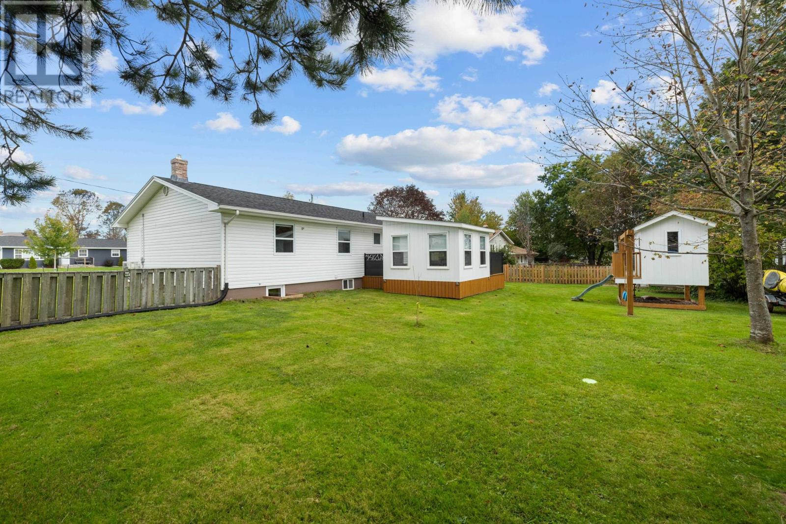 10 Dale Drive - 38