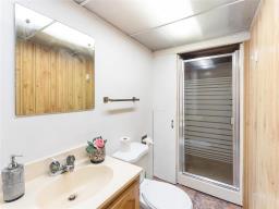 636 St Charles Street, Winnipeg, MB R2Y1S2 Photo 19