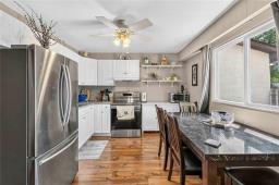 237 Houde Drive, Winnipeg, MB R3V1C7 Photo 7