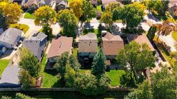 167 Goldthorpe Crescent, Winnipeg, MB R2N3E7 Photo 35
