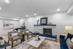 Recreation room - 15 Rochester Avenue, Winnipeg, MB R3T3V6 Photo 8