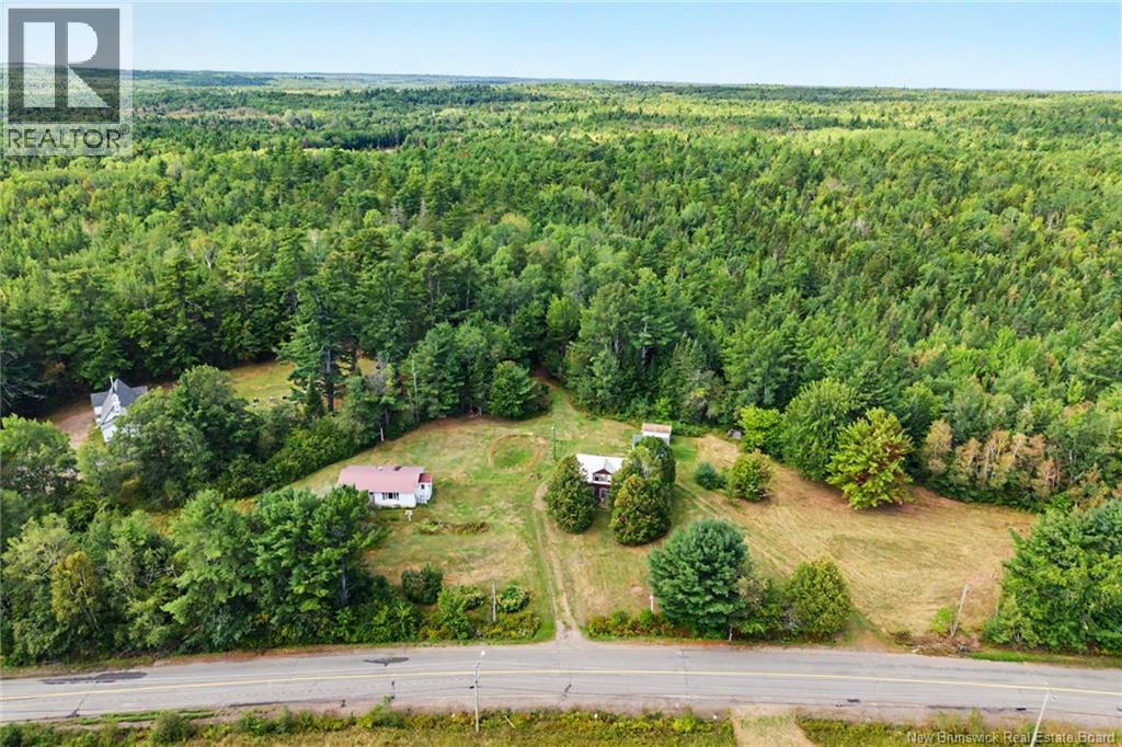 2086 Route 102 - Image 39