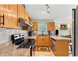 114 21928 48th Avenue, Langley, BC V3A8H1 Photo 10