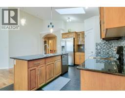 544 Couleesprings Crescent S - photo 14
