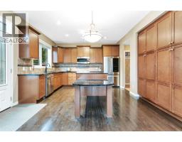 Primary Bedroom - 200 Windgate Close Sw, Airdrie, AB T4B3T1 Photo 12