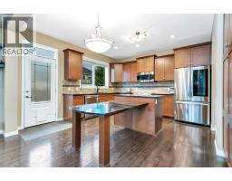 3pc Bathroom - 200 Windgate Close Sw, Airdrie, AB T4B3T1 Photo 13