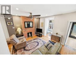 Bedroom 2 - 45 Alton Avenue, Toronto, ON M4L2M3 Photo 6