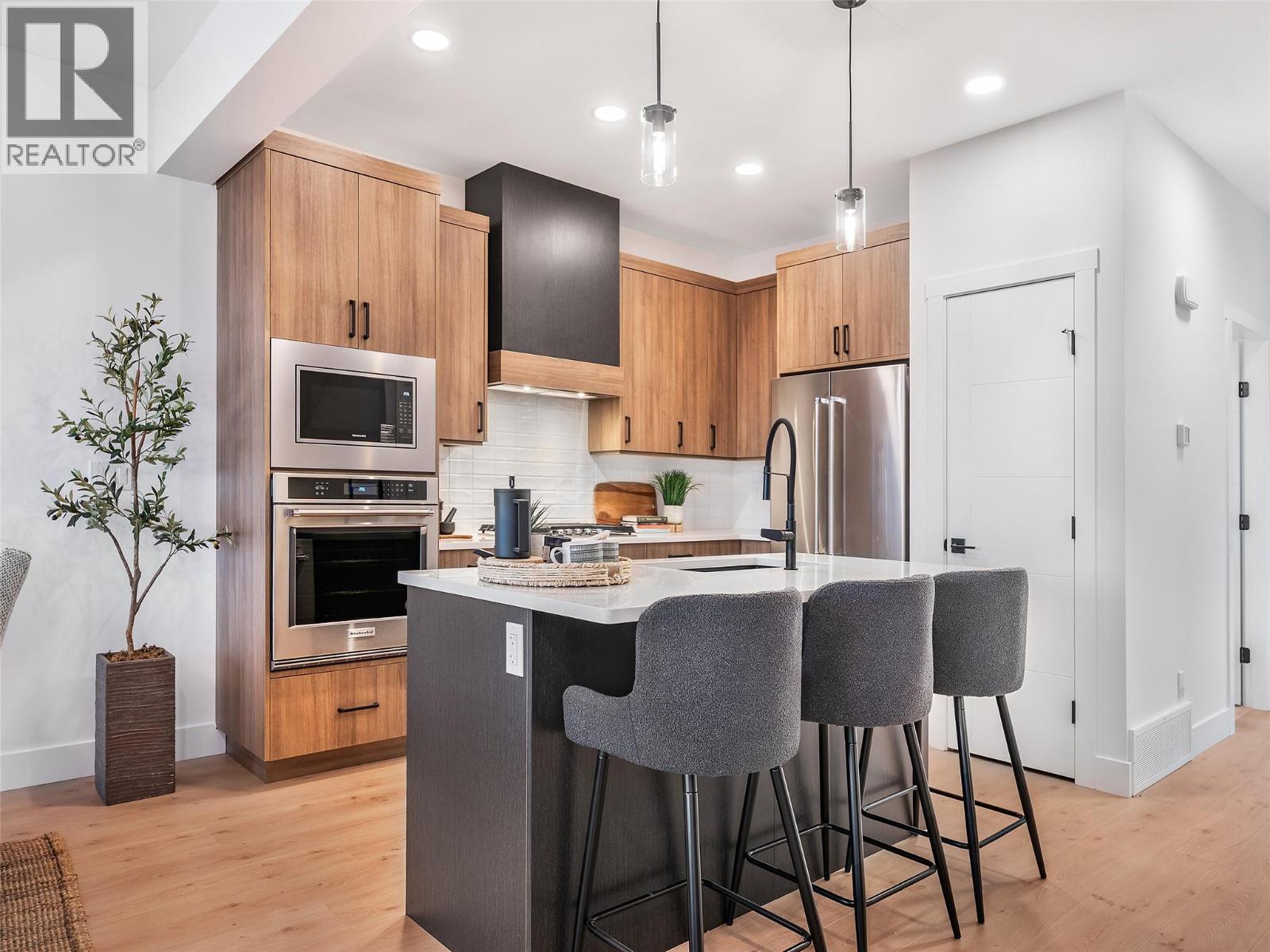#67 7735 Okanagan Hills Boulevard - 8