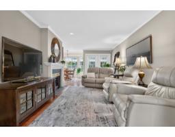 8662 161 Street, Surrey, BC V4N1B1 Photo 8