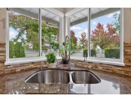 8662 161 Street, Surrey, BC V4N1B1 Photo 13