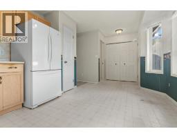 26, 3311 58 Street Nw, Edmonton, AB T6L6X3 Photo 9