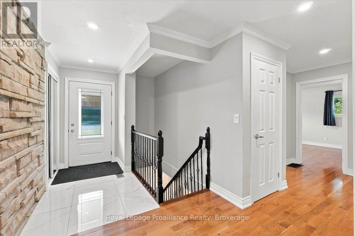 380 ASHLEY STREET - Image 22