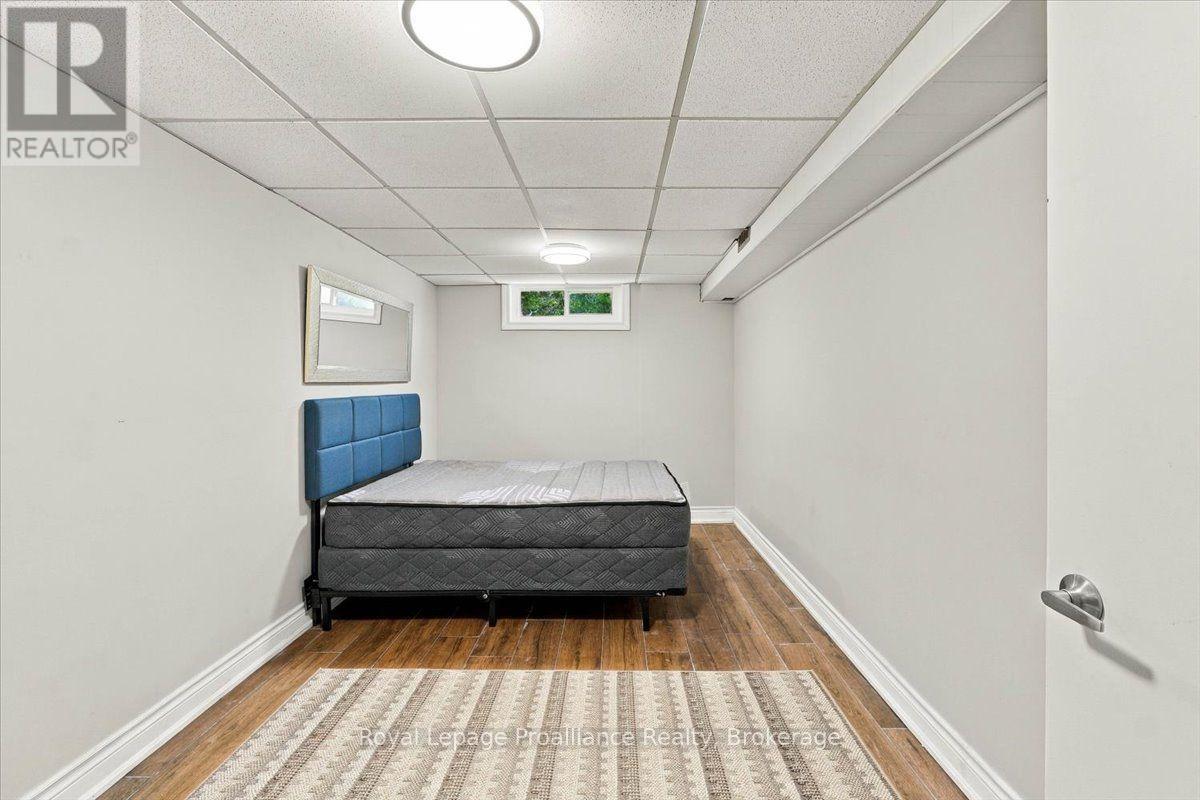 380 ASHLEY STREET - Image 25