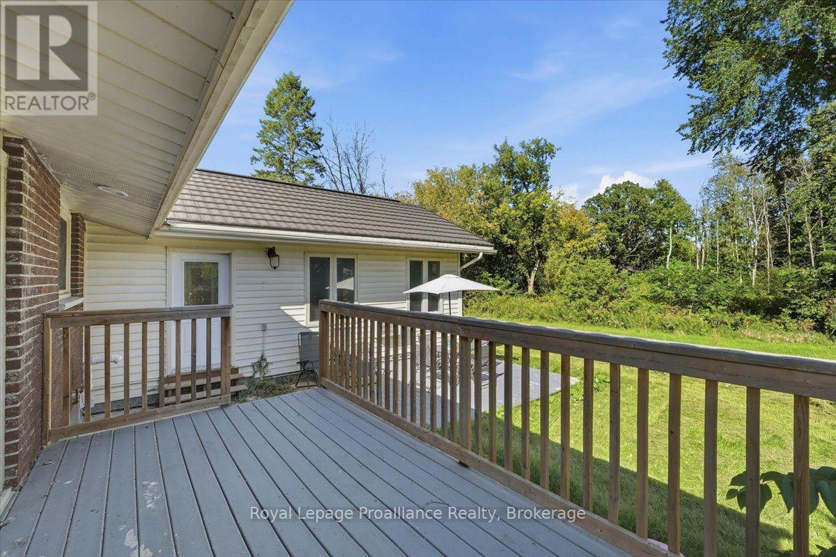 380 ASHLEY STREET - 31