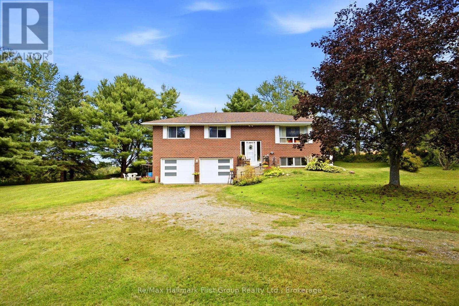 1340 6TH LINE, NEWTONVILLE - 2