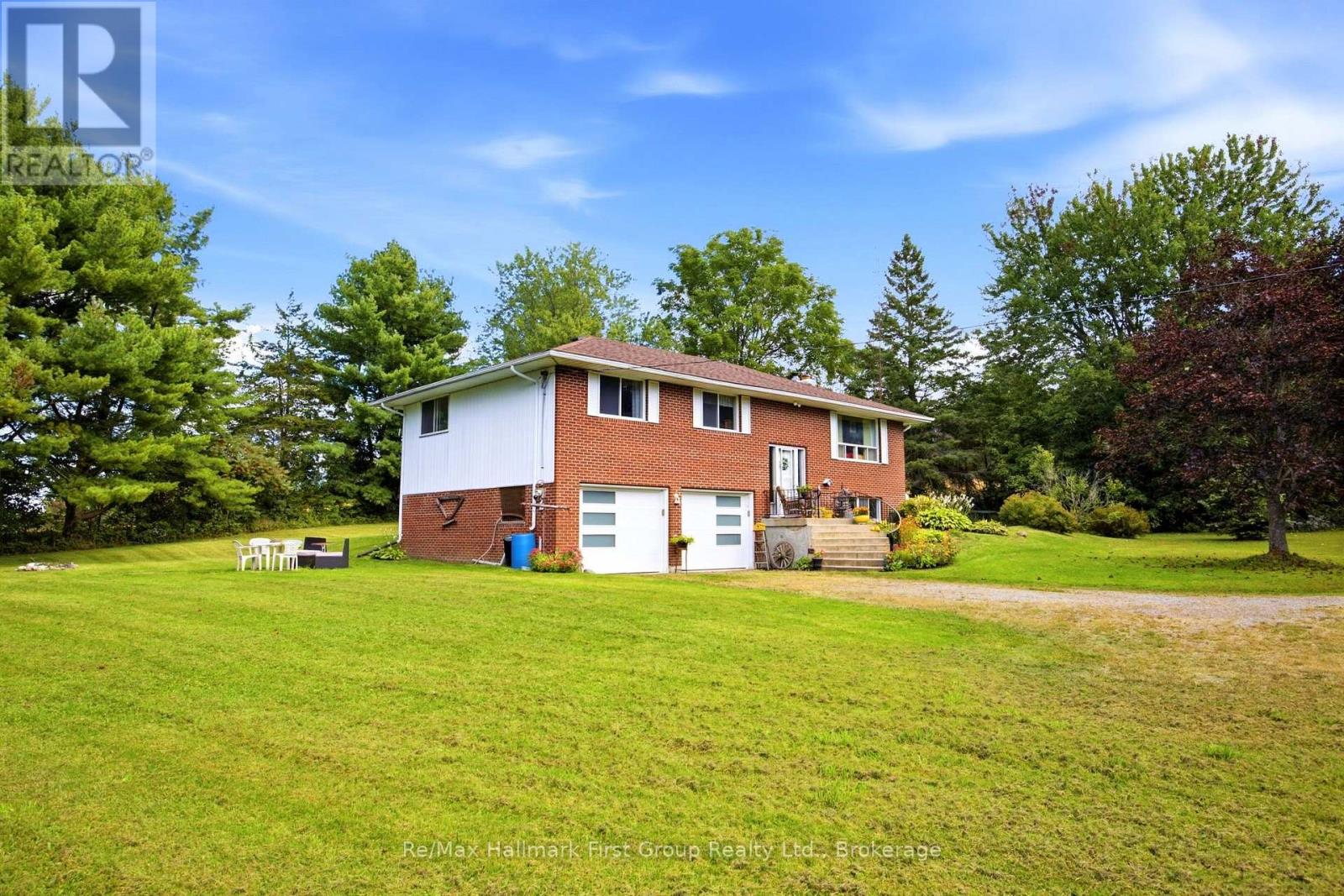 1340 6TH LINE, NEWTONVILLE - 4