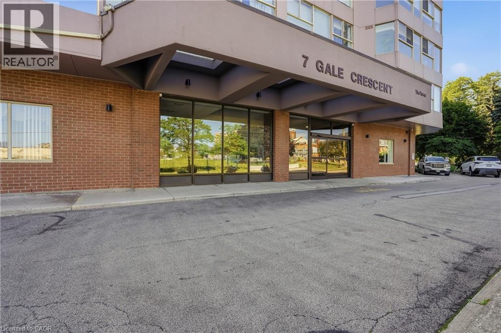 #B3 7 GALE Crescent, St. Catharines, Ontario, L2M7M8, St. Catharines, Ontario — photo 2 of 5