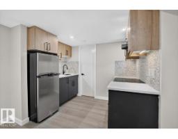 11645 90 St Nw, Edmonton, AB T5B3Y3 Photo 27